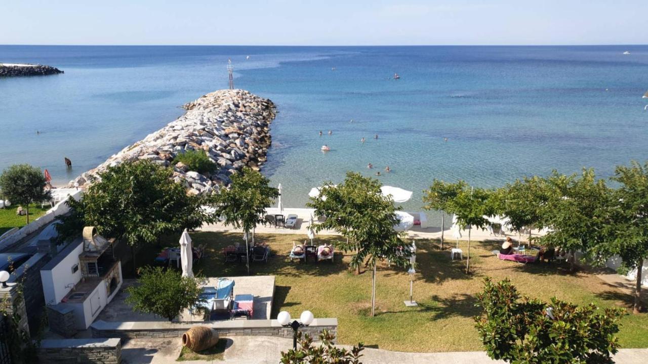 Pansion Alexandros By The Sea Aparthotel Nea Skioni Exterior photo