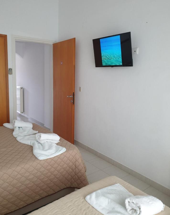Pansion Alexandros By The Sea Aparthotel Nea Skioni Exterior photo