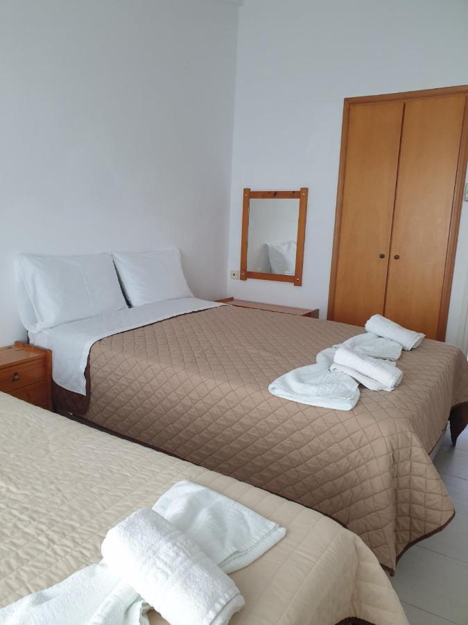 Pansion Alexandros By The Sea Aparthotel Nea Skioni Exterior photo