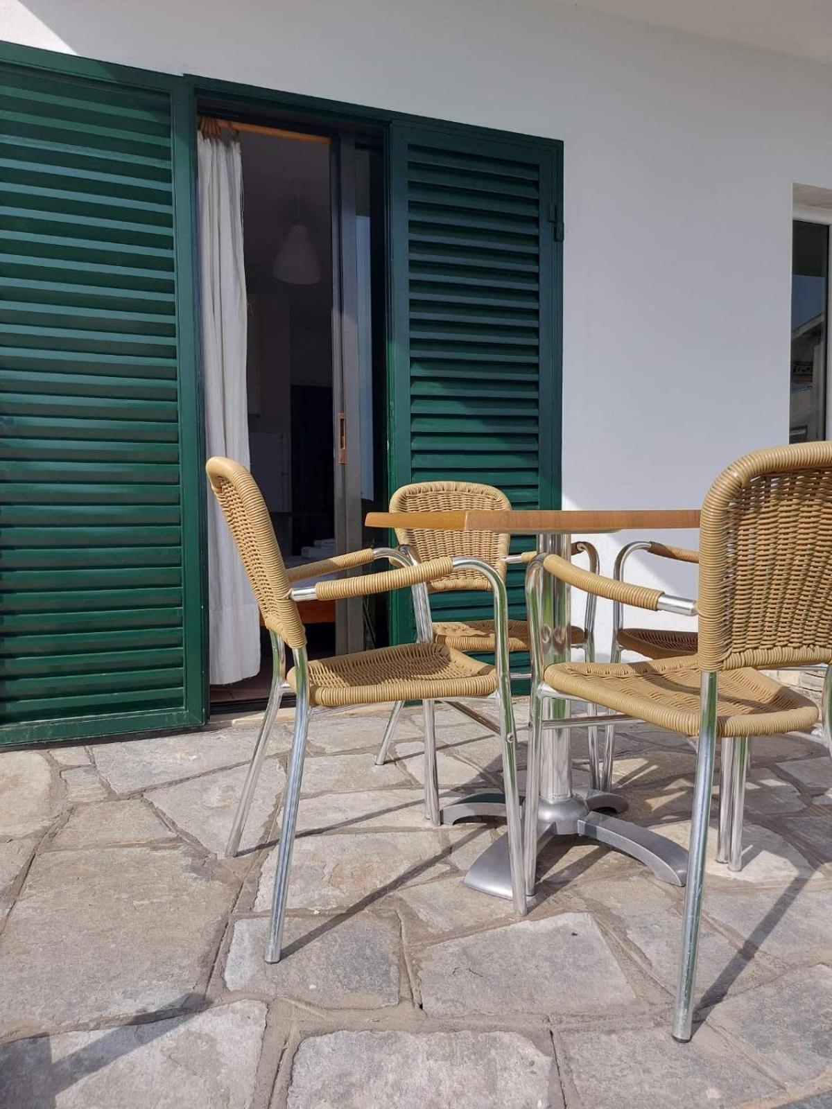 Pansion Alexandros By The Sea Aparthotel Nea Skioni Room photo